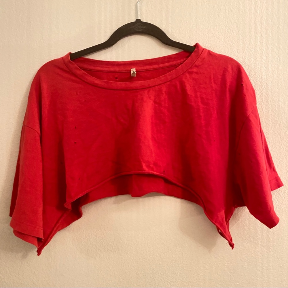 EMMA AND SAM RED SUPER CROP TOP